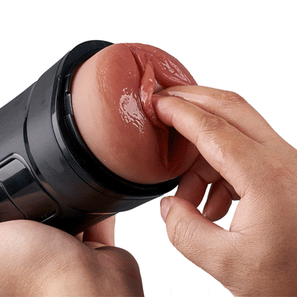 Challenger - 10 Vibrazioni, 5 Aspirazioni, Vagina Ultra-Realistica, Masturbatore Simulato